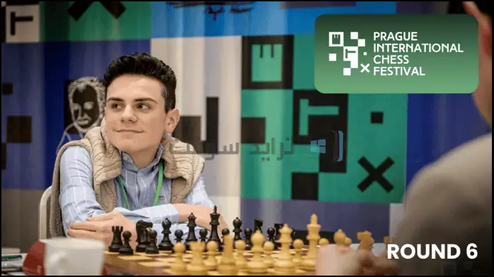 واجهة لعبة شطرنج رقمية للكمبيوتر الشخصي، تتميز بتصميم عصري وقطع شطرنج نابضة بالحياة على لوحة افتراضية.