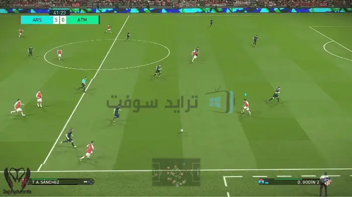 غلاف تحميل لعبة Pro Evolution Soccer 2018 يتميز بحركة كرة قدم ديناميكية ورسومات نابضة بالحياة على منصة الكمبيوتر الشخصي.