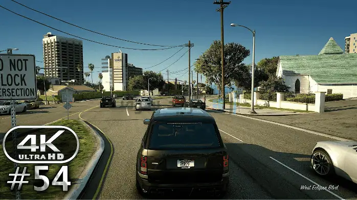 لقطة شاشة للعبة GTA ذات الطابع المصري والمتاحة مجانًا على الكمبيوتر الشخصي، وتتميز بالمناظر الطبيعية الصحراوية والبيئات الحضرية.